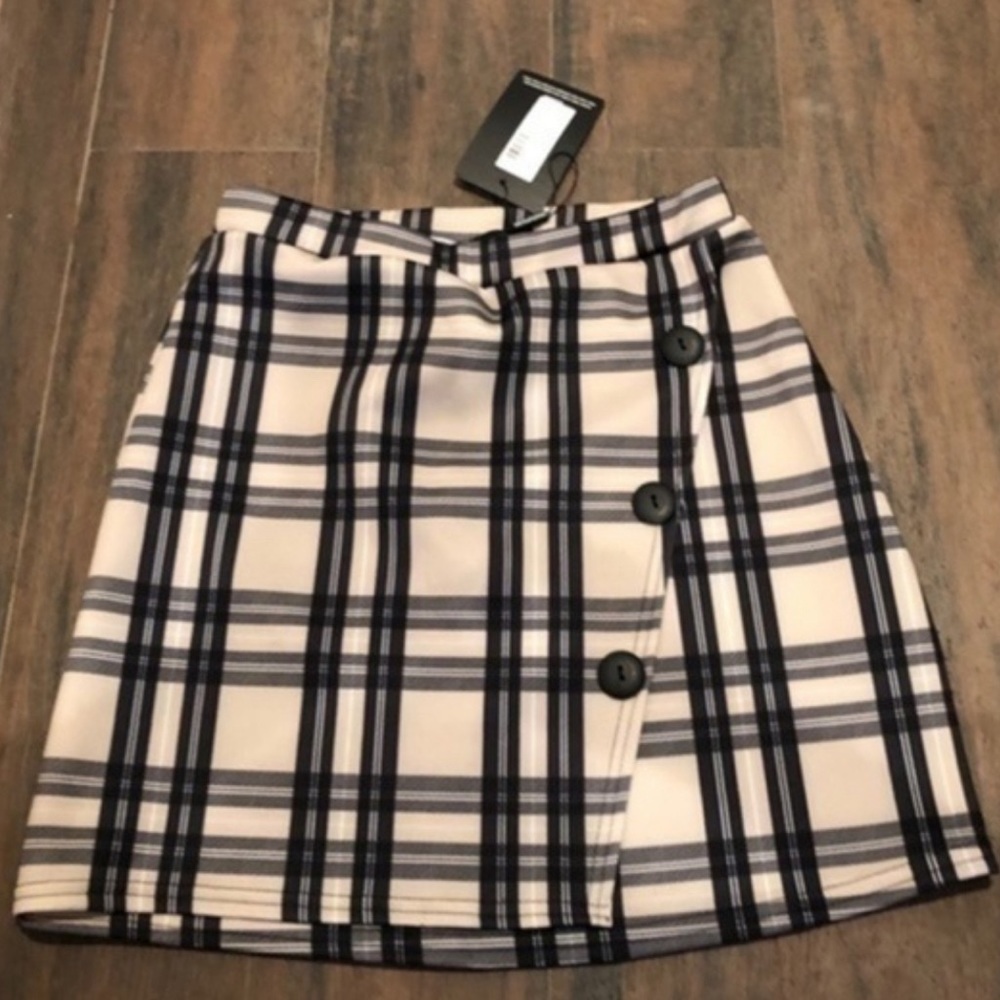 Stone Checked Button Skirt - Picture 3 of 3